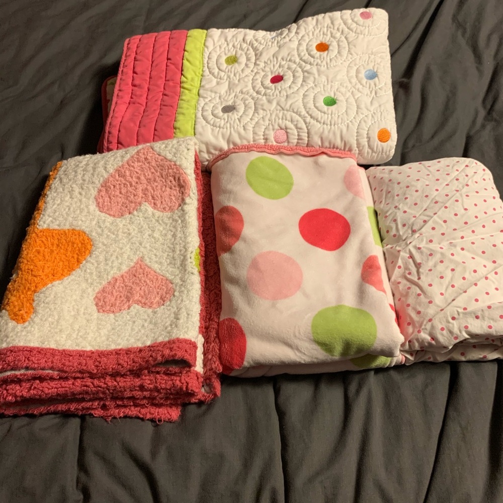 Carter’s baby girl crib bedding set with rug